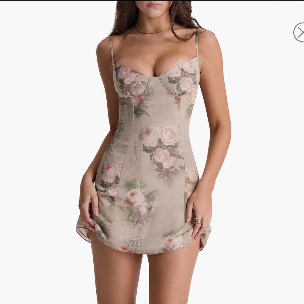 House of CB Christiana Floral Mini Dress in Vintage Cream Flower NWOT